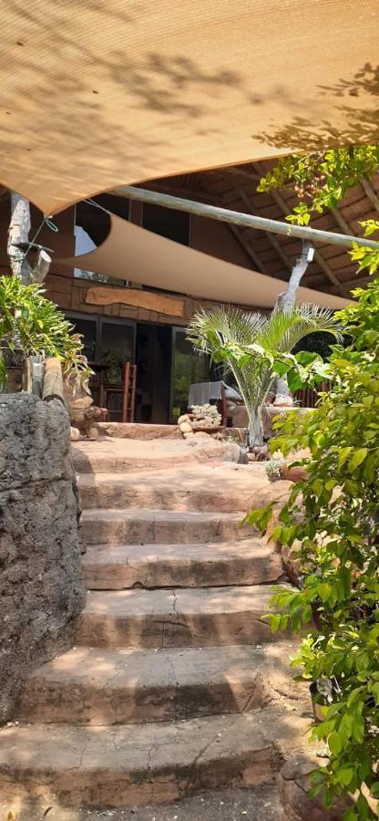 Canyon Guest Villa Hoedspruit Extérieur photo